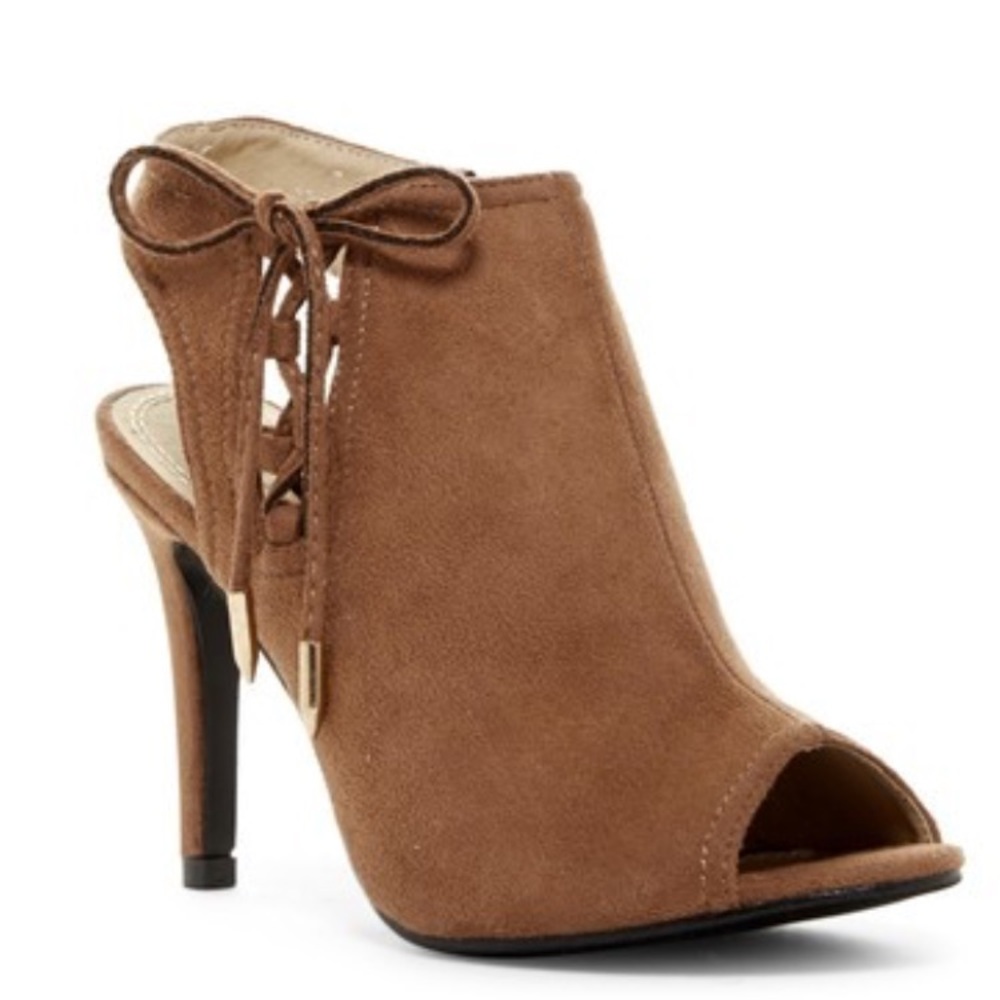 Cognac peep toe bootie sz 6.5